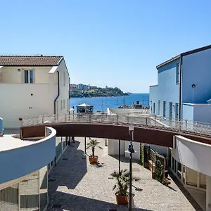 2* Hotel apartamentowy Marina Salivoli